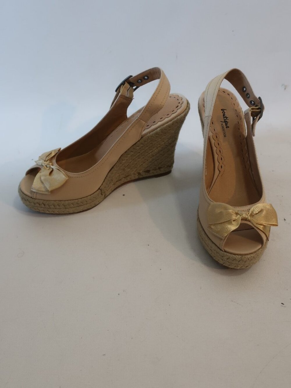 NWOB Boutique x Nordstrom Pale Gold Trina Fabric Satin Bow Espadrille Wedge 7.5N